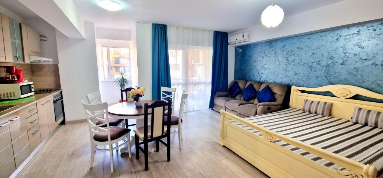 Big & Cosy Apartment With 3 Double Beds & 2 Bathrooms Iasi Buitenkant foto