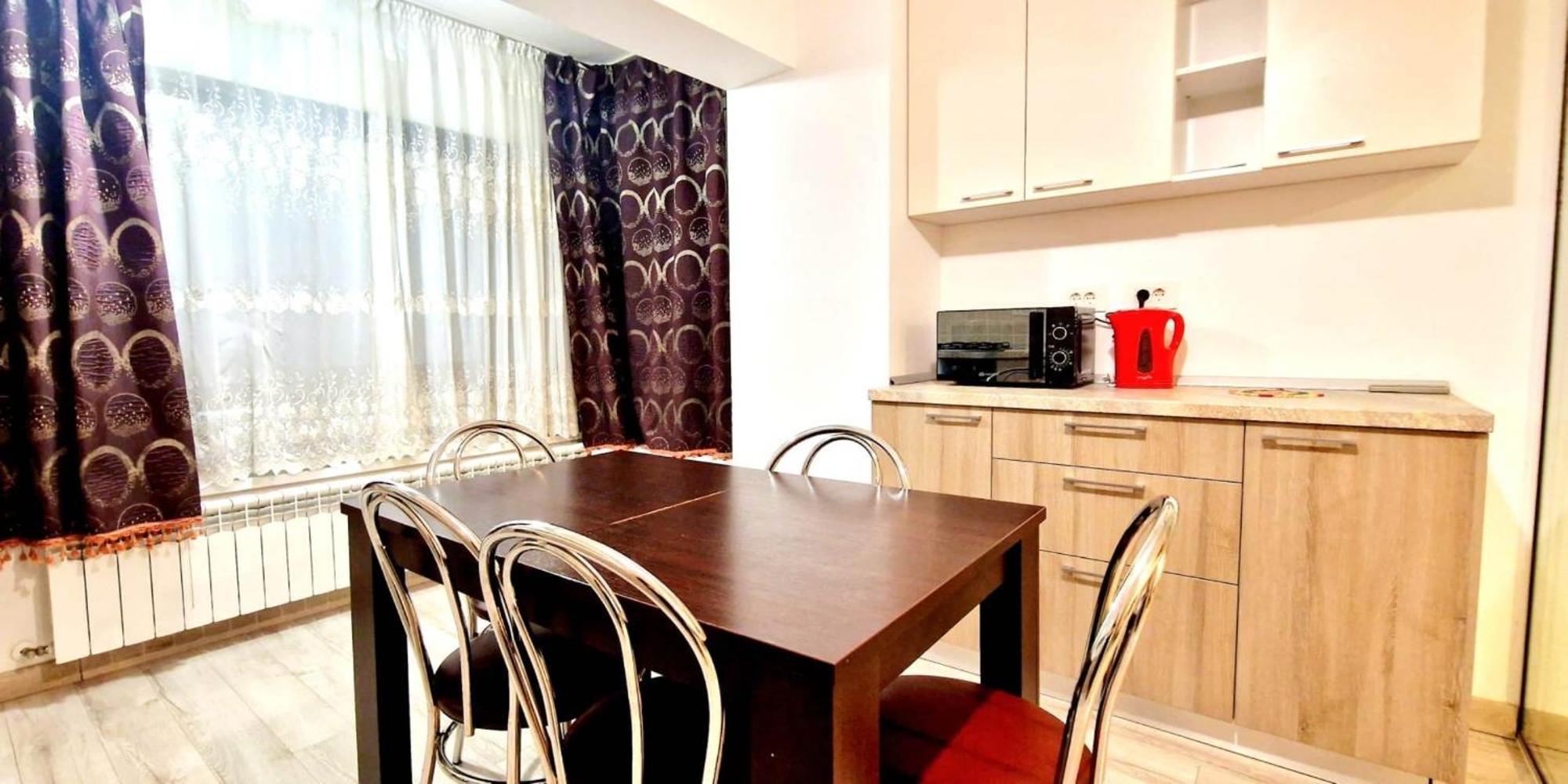 Big & Cosy Apartment With 3 Double Beds & 2 Bathrooms Iasi Buitenkant foto